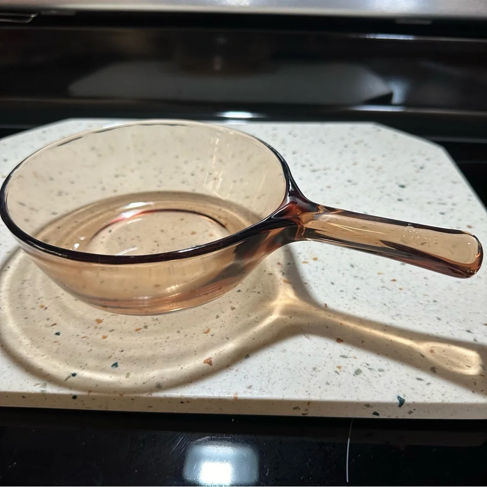 Corningware material glass